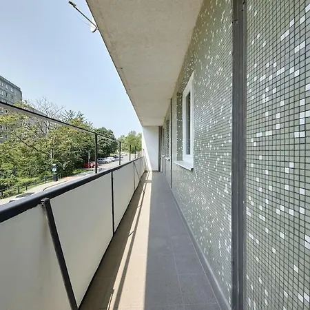 Riverside Center, 3 Bedroom Near Danube River * Pozsony